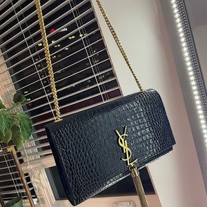 Kate Medium Tassle YSL crossbody bag in Croc-embossed leather